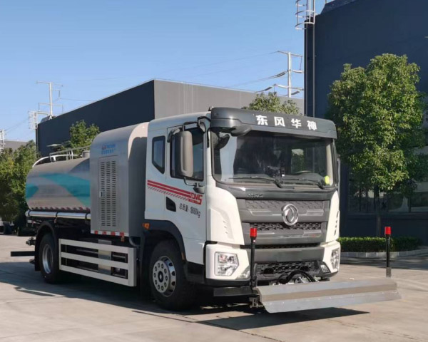 9方純電動(dòng)清洗灑水車(chē)